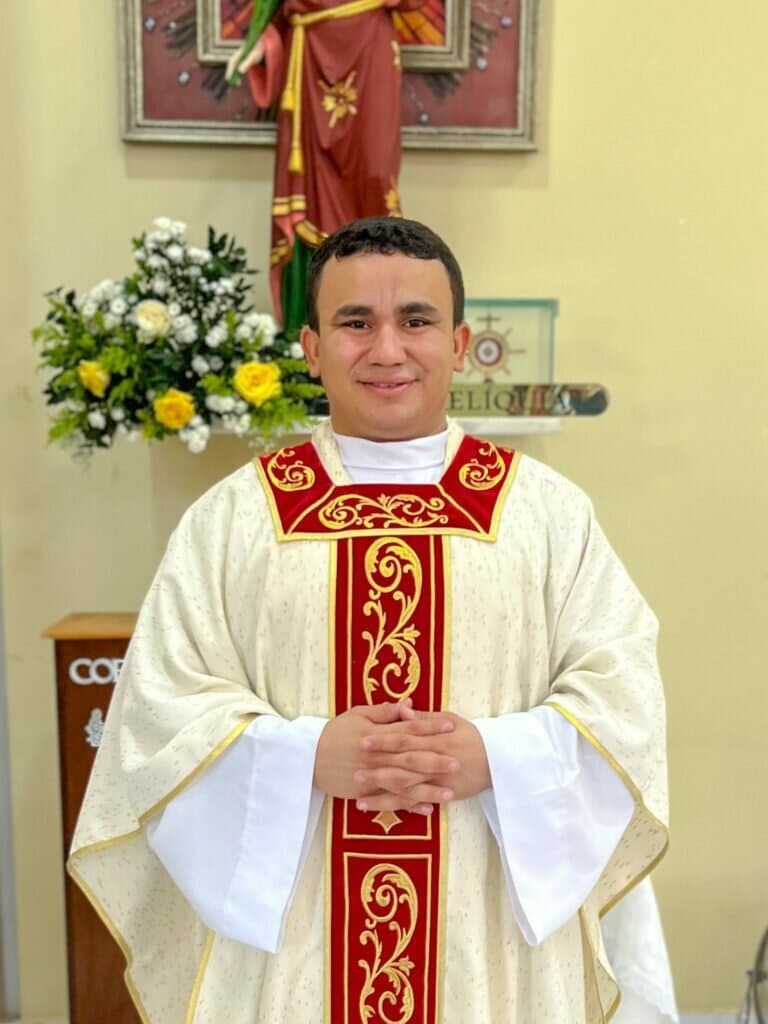 Pe. José Iran de Freitas de Araújo