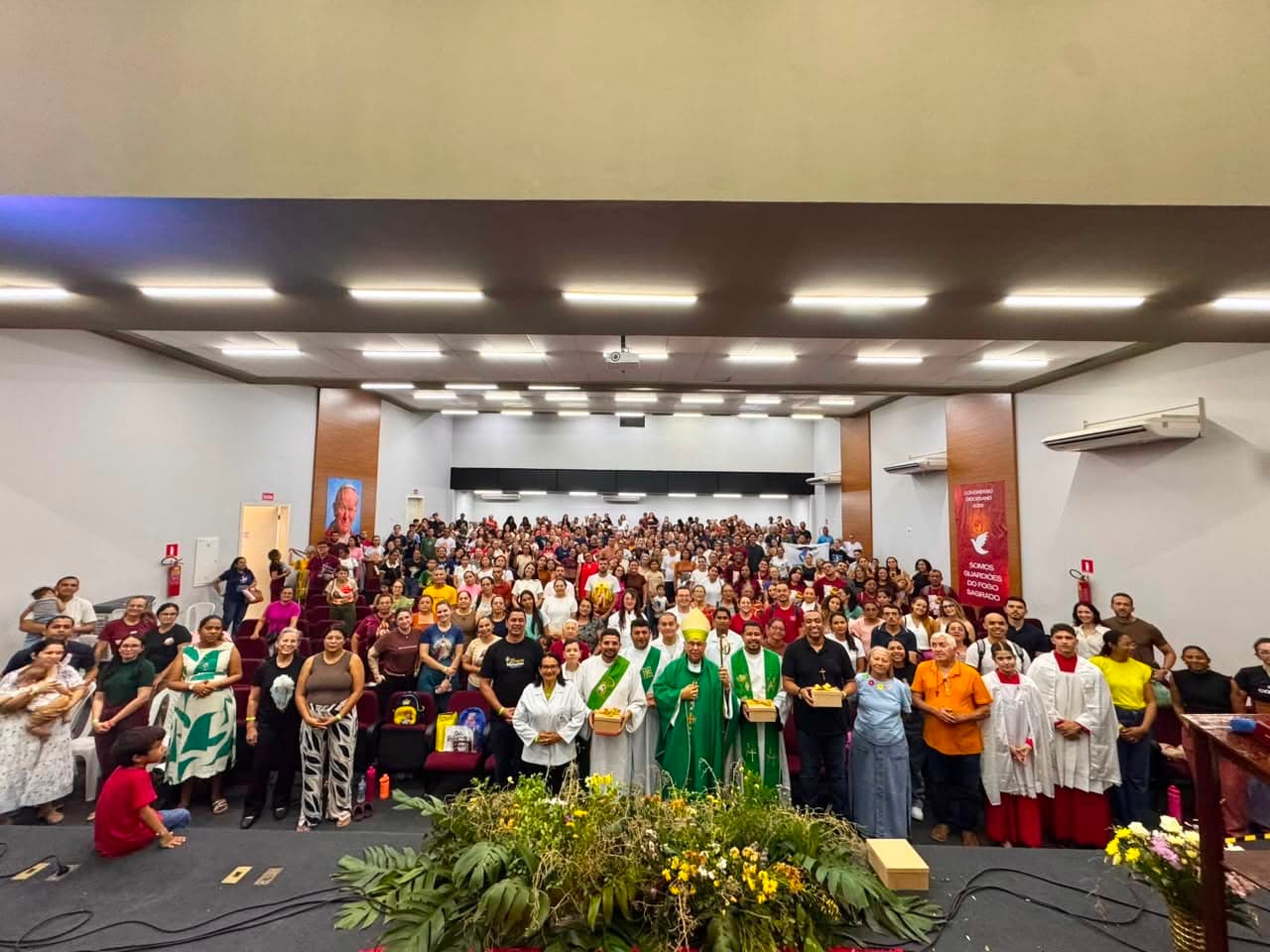 Congresso Diocesano da RCC reúne centenas de participantes em Piracuruca